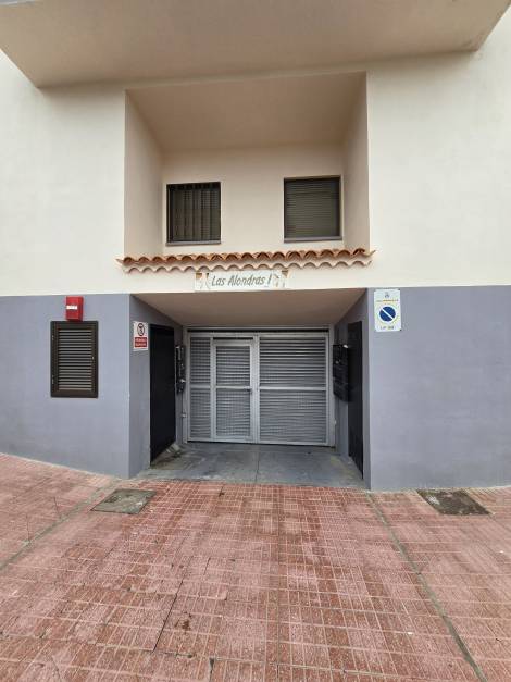 Townhouse for sale in  Alondras 1, Fañabé, Spain - TR-2751