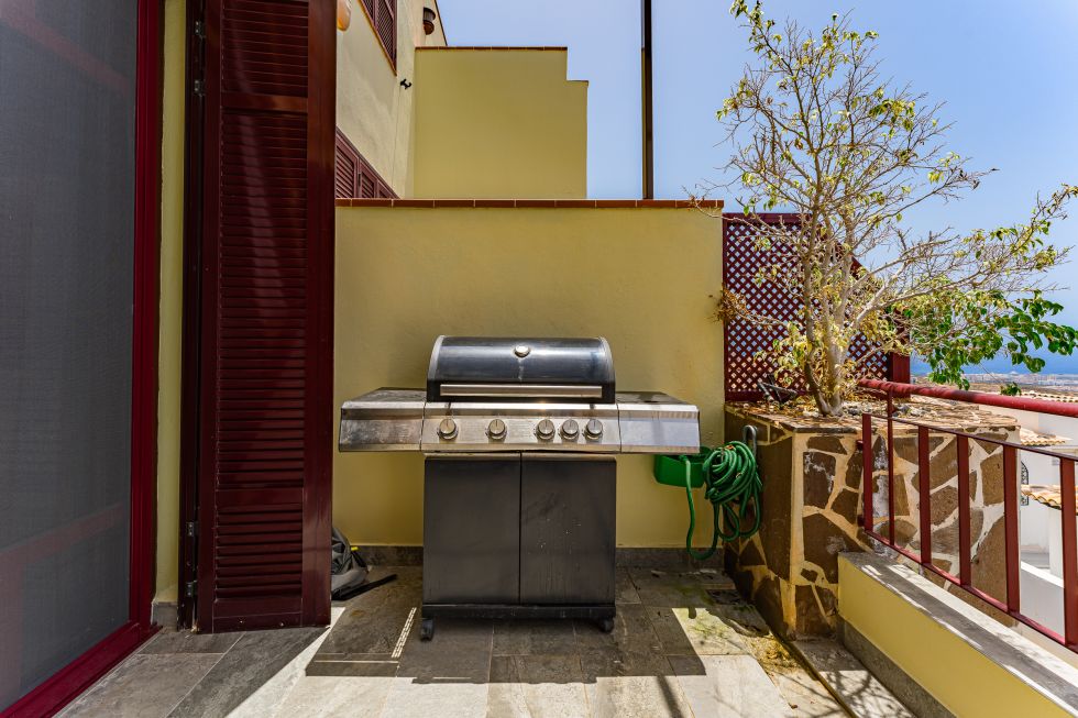 Townhouse for sale in  Chayofa, Spain - TR-3020