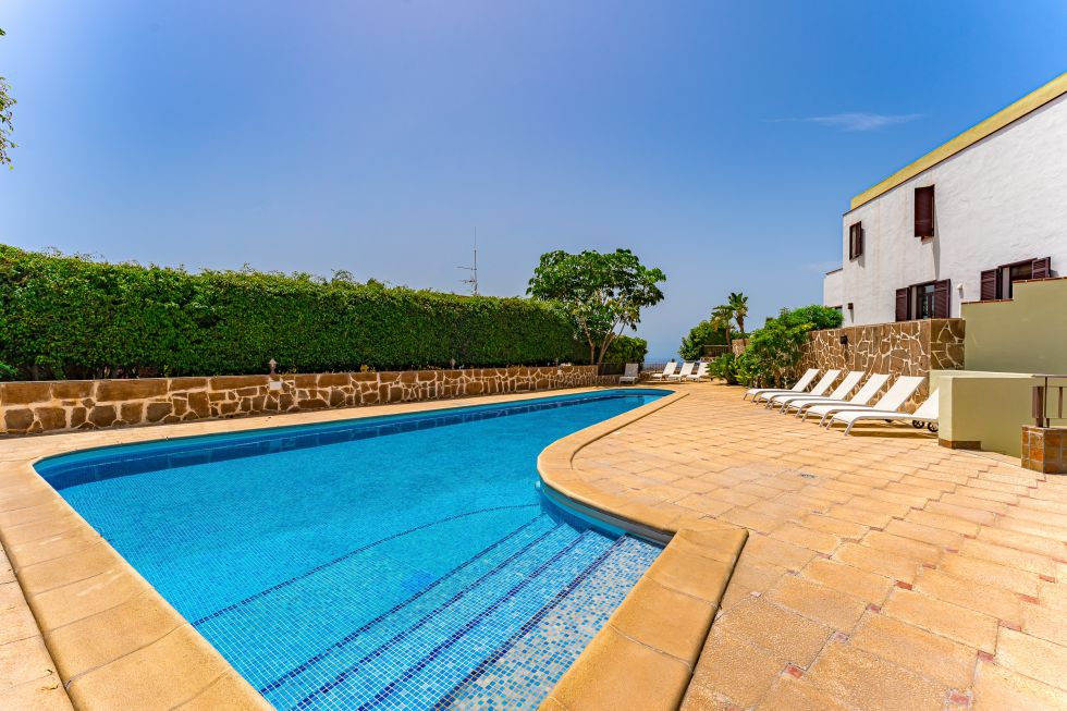 Townhouse for sale in  Chayofa, Spain - TR-3020