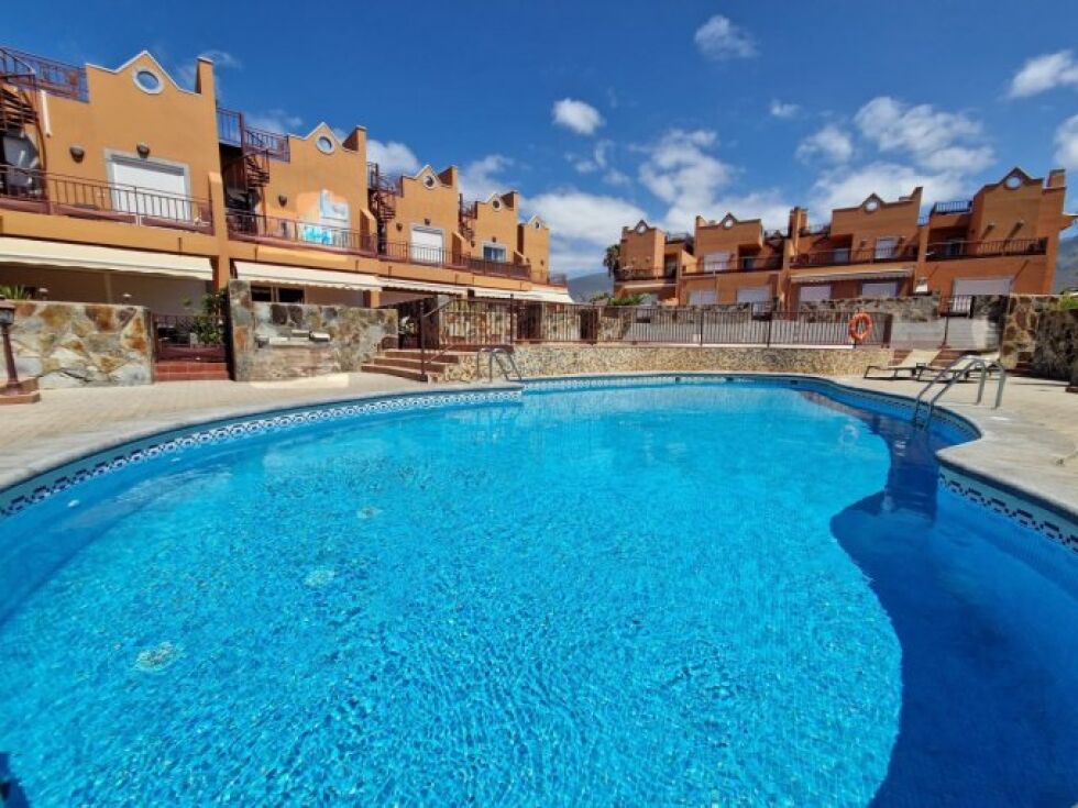 Townhouse for sale in  RESIDENCIAL SAN MIGUEL, Costa Adeje, Spain - TRC-3074