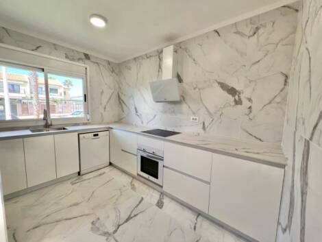 Townhouse for sale in  RESIDENCIAL SAN MIGUEL, Costa Adeje, Spain - TRC-3074