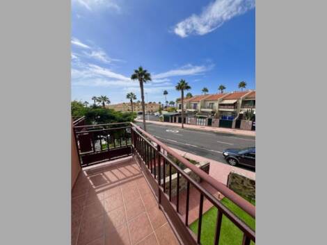Townhouse for sale in  RESIDENCIAL SAN MIGUEL, Costa Adeje, Spain - TRC-3074