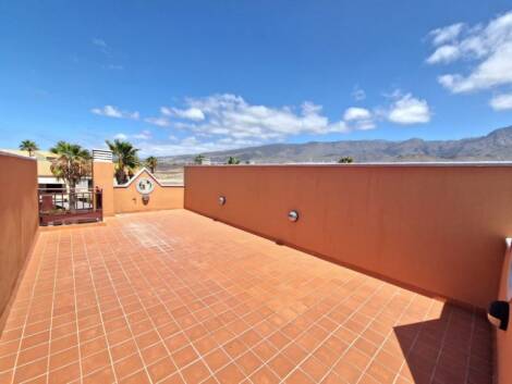 Townhouse for sale in  RESIDENCIAL SAN MIGUEL, Costa Adeje, Spain - TRC-3074