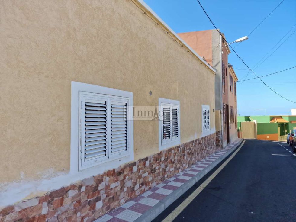 Townhouse for sale in  Tamaimo, Spain - 426203