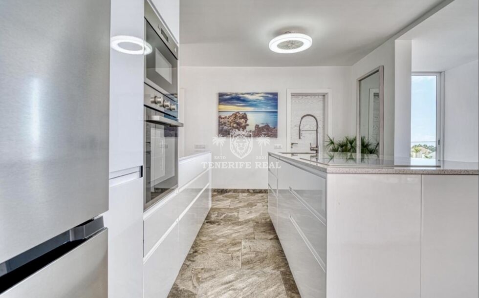 Townhouse for rent in  Costa Adeje, Spain - TRV_184