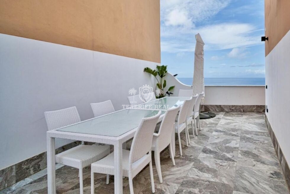 Townhouse for rent in  Costa Adeje, Spain - TRV_184