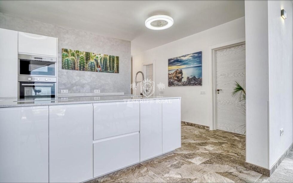 Townhouse for rent in  Costa Adeje, Spain - TRV_184