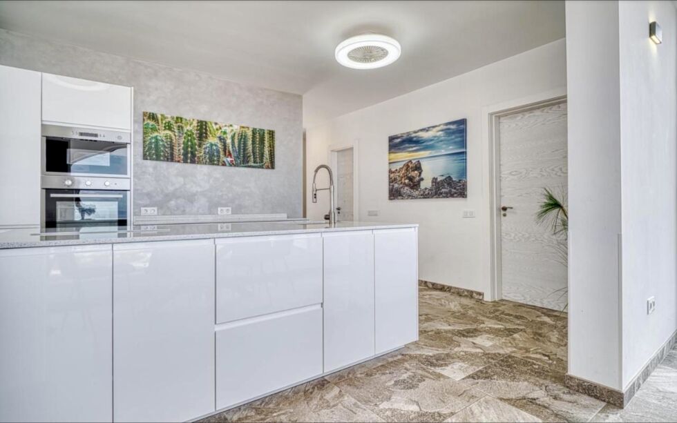 Townhouse for rent in  Costa Adeje, Spain - TRV_184