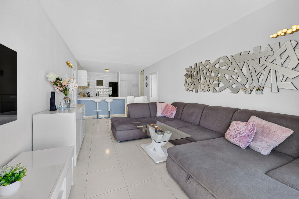 Apartment for rent in  Roque del Conde, Costa Adeje, Spain - TRV-138