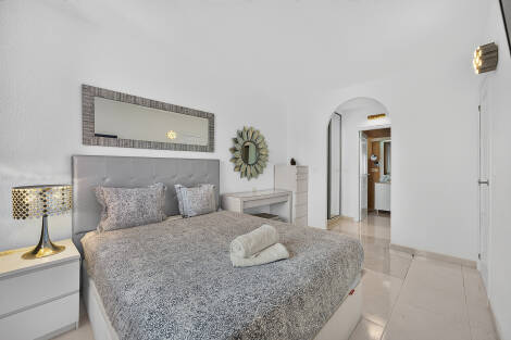 Apartment for rent in  Roque del Conde, Costa Adeje, Spain - TRV-138
