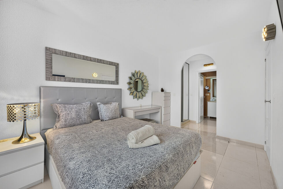 Apartment for rent in  Roque del Conde, Costa Adeje, Spain - TRV-138