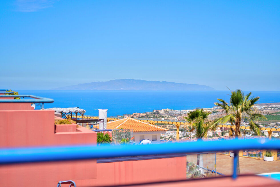 Apartment for rent in  Roque del Conde, Costa Adeje, Spain - TRV-138