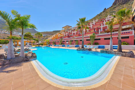 Apartment for rent in  Roque del Conde, Costa Adeje, Spain - TRV-138