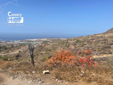 Urban land for sale in  Chayofa, Spain - 051491