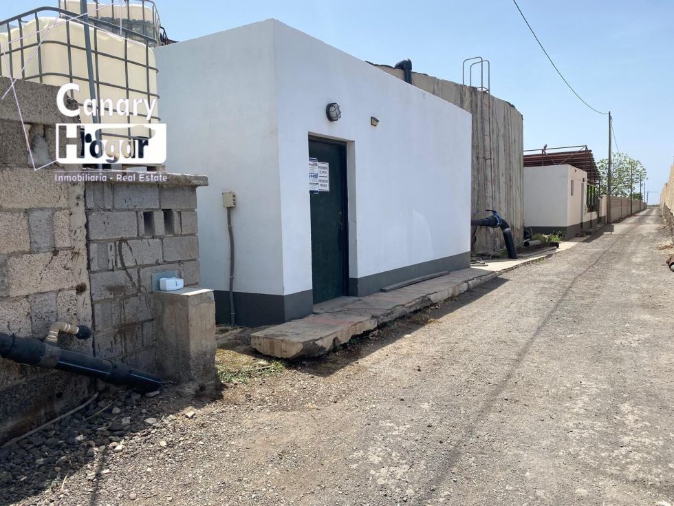 Urban land for sale in  Guaza, Spain - 055281