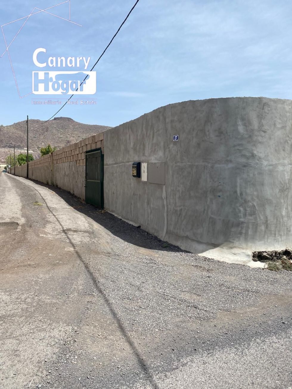 Urban land for sale in  Guaza, Spain - 055281