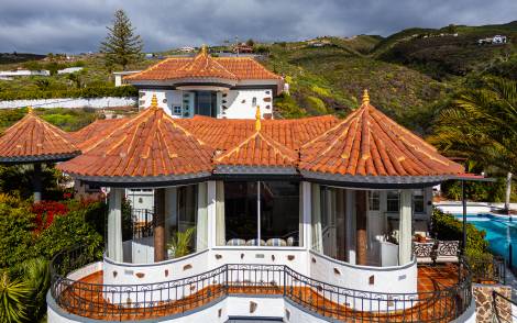 Villa for rent in  Adeje, Spain - TRV-178