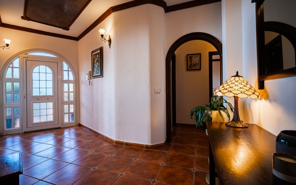 Villa for rent in  Adeje, Spain - TRV-178