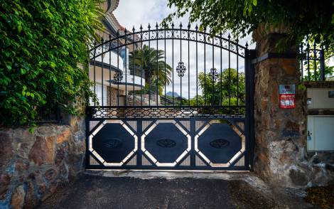 Villa for rent in  Adeje, Spain - TRV-178