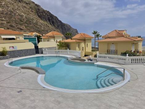 Villa for rent in  Ocean View, Costa Adeje, Spain - TRV-175