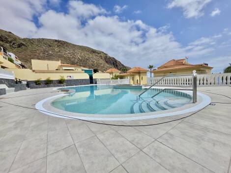 Villa for rent in  Ocean View, Costa Adeje, Spain - TRV-175