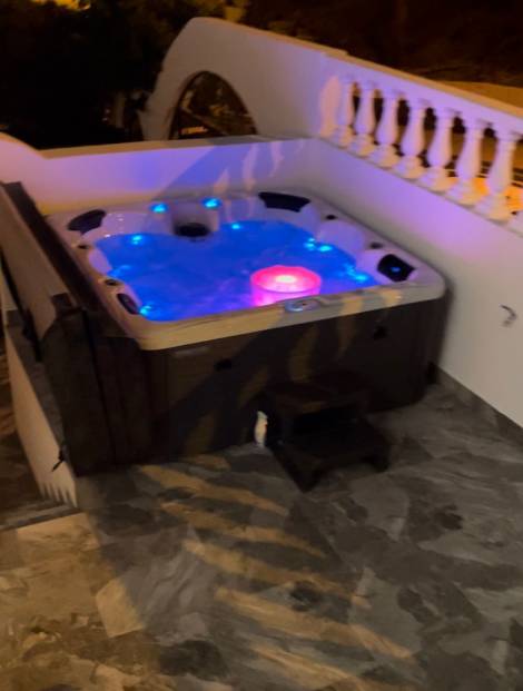 Villa for rent in  Ocean View, Costa Adeje, Spain - TRV-146