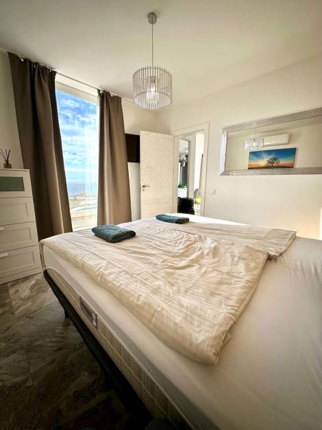 Villa for rent in  Ocean View, Costa Adeje, Spain - TRV-146