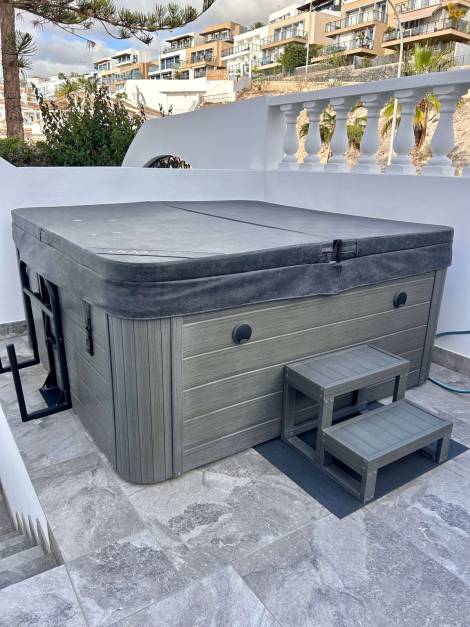 Villa for rent in  Ocean View, Costa Adeje, Spain - TRV-146