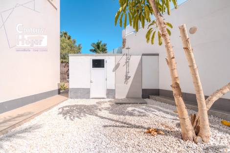 Villa for sale in  Adeje, Spain - 057311