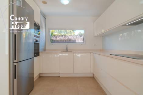 Villa for sale in  Adeje, Spain - 057311