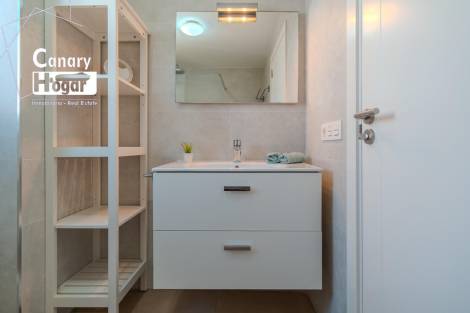 Villa for sale in  Adeje, Spain - 057311