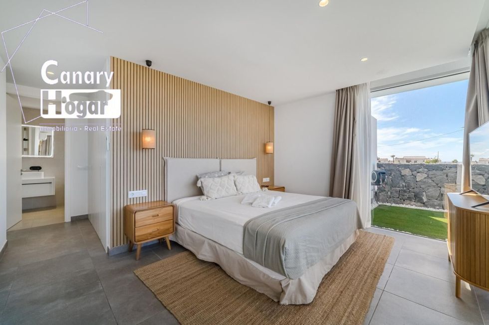 Villa for sale in  Adeje, Spain - 057591