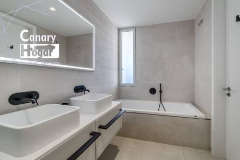 Villa for sale in  Adeje, Spain - 057591