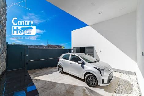 Villa for sale in  Adeje, Spain - 057591