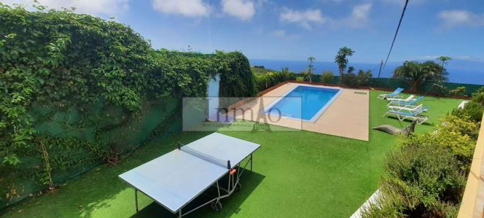 Villa for sale in  Adeje, Spain - 371361