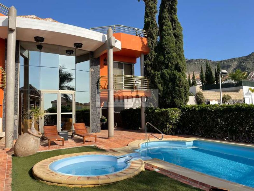 Villa for sale in  Adeje, Spain - 398822