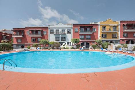 Villa for sale in  Adeje, Spain - MT-0212241