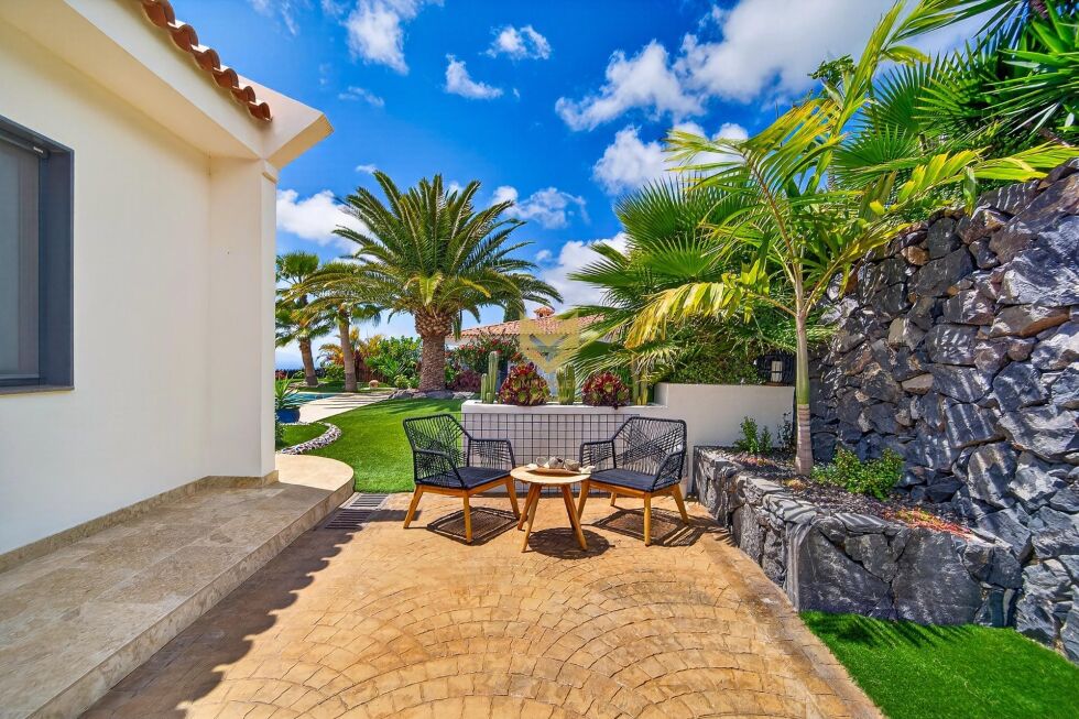 Villa for sale in  Adeje, Spain - P00102