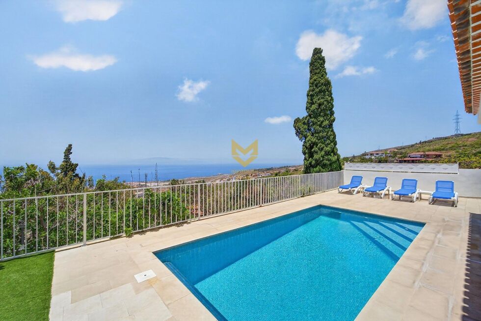Villa for sale in  Adeje, Spain - P00109