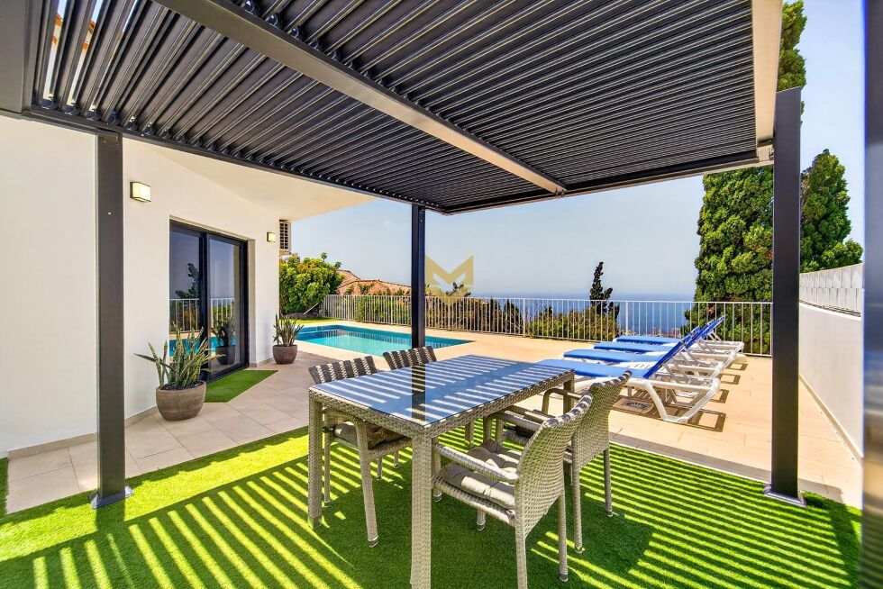 Villa for sale in  Adeje, Spain - P00109