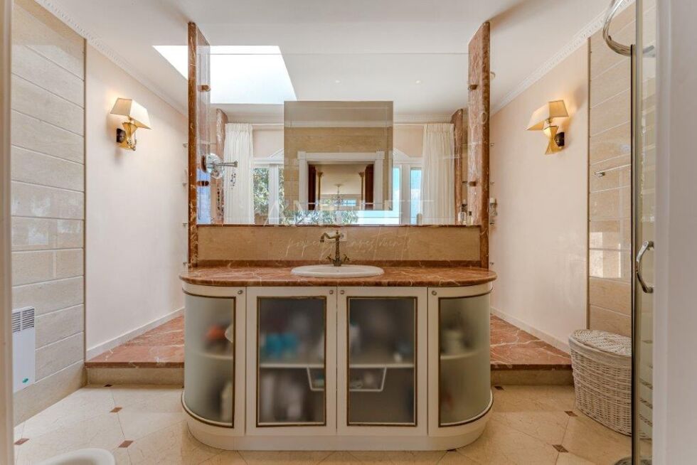 Villa for sale in  Adeje, Spain - P2045