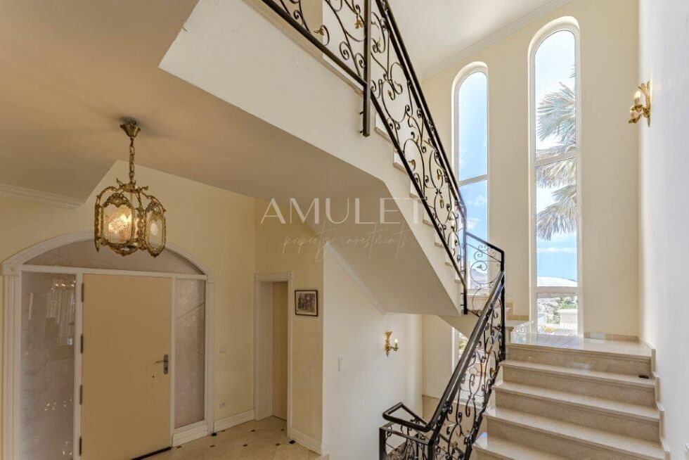 Villa for sale in  Adeje, Spain - P2045