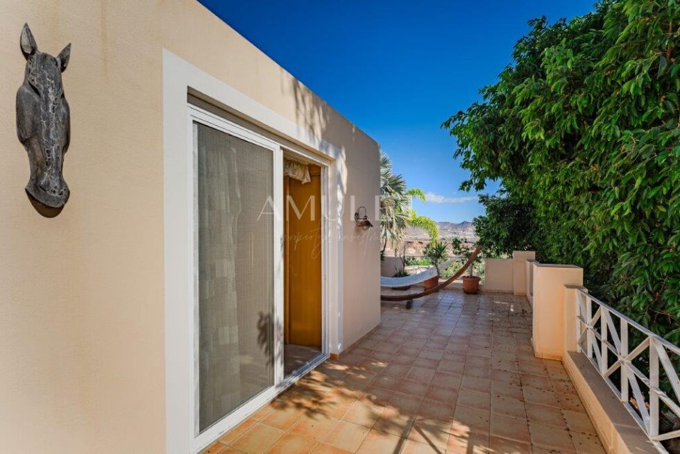 Villa for sale in  Adeje, Spain - P2045
