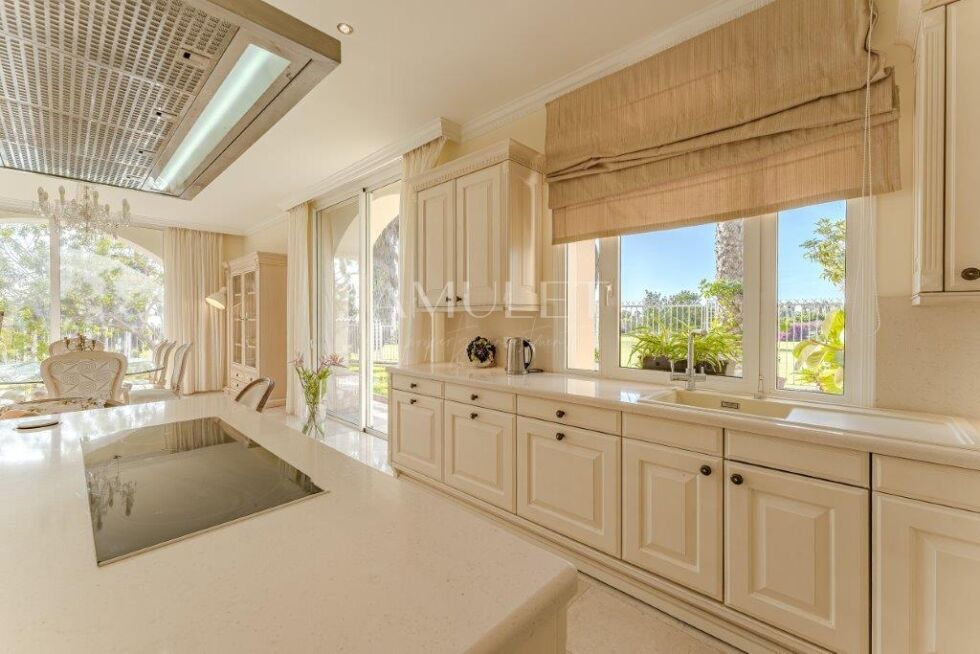 Villa for sale in  Adeje, Spain - P2045