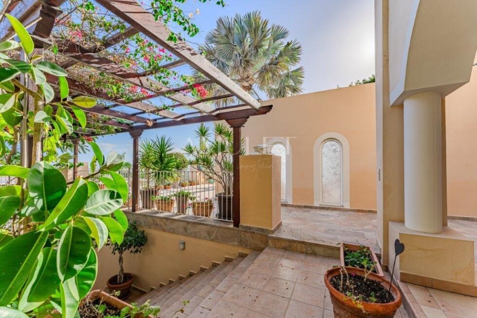 Villa for sale in  Adeje, Spain - P2045