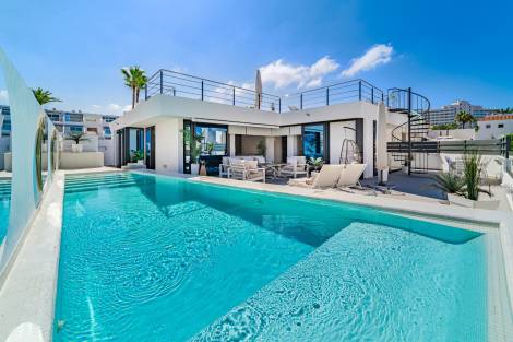 Villa for sale in  Adeje, Spain - TRC-2861