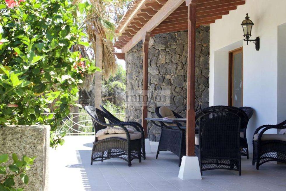 Villa for sale in  Amarilla Golf, Spain - 454760