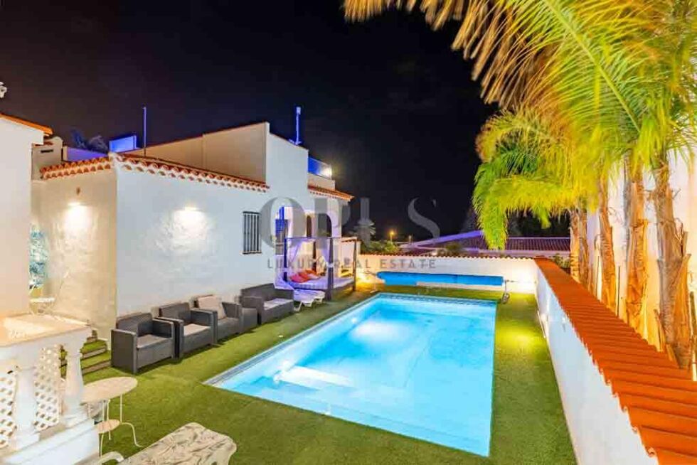 Villa for sale in  Amarilla Golf, Spain - OP6042 Villa en Amarilla Golf