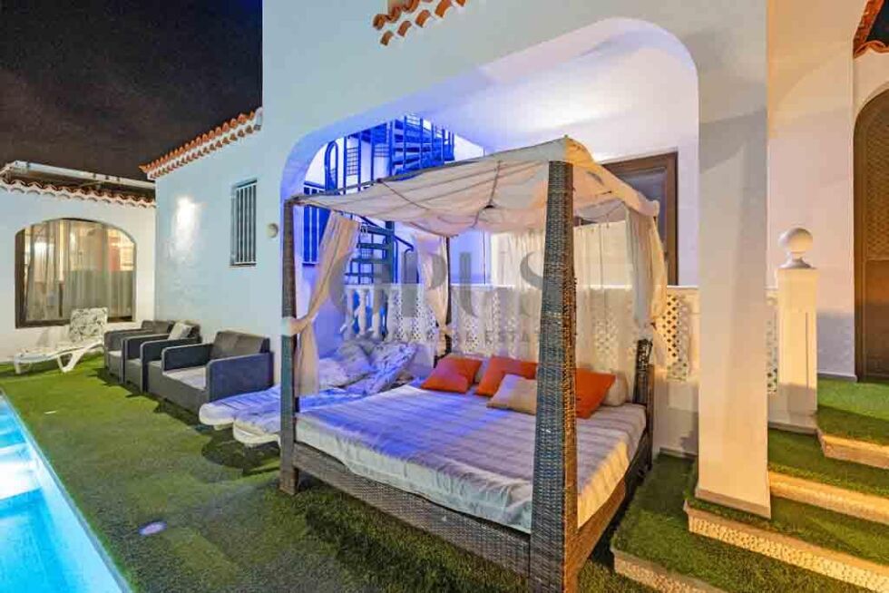 Villa for sale in  Amarilla Golf, Spain - OP6042 Villa en Amarilla Golf