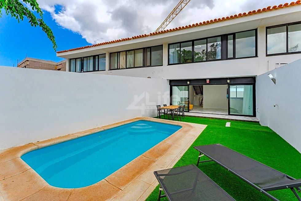 Villa for sale in  Amarilla Golf, Spain - VS-21052024